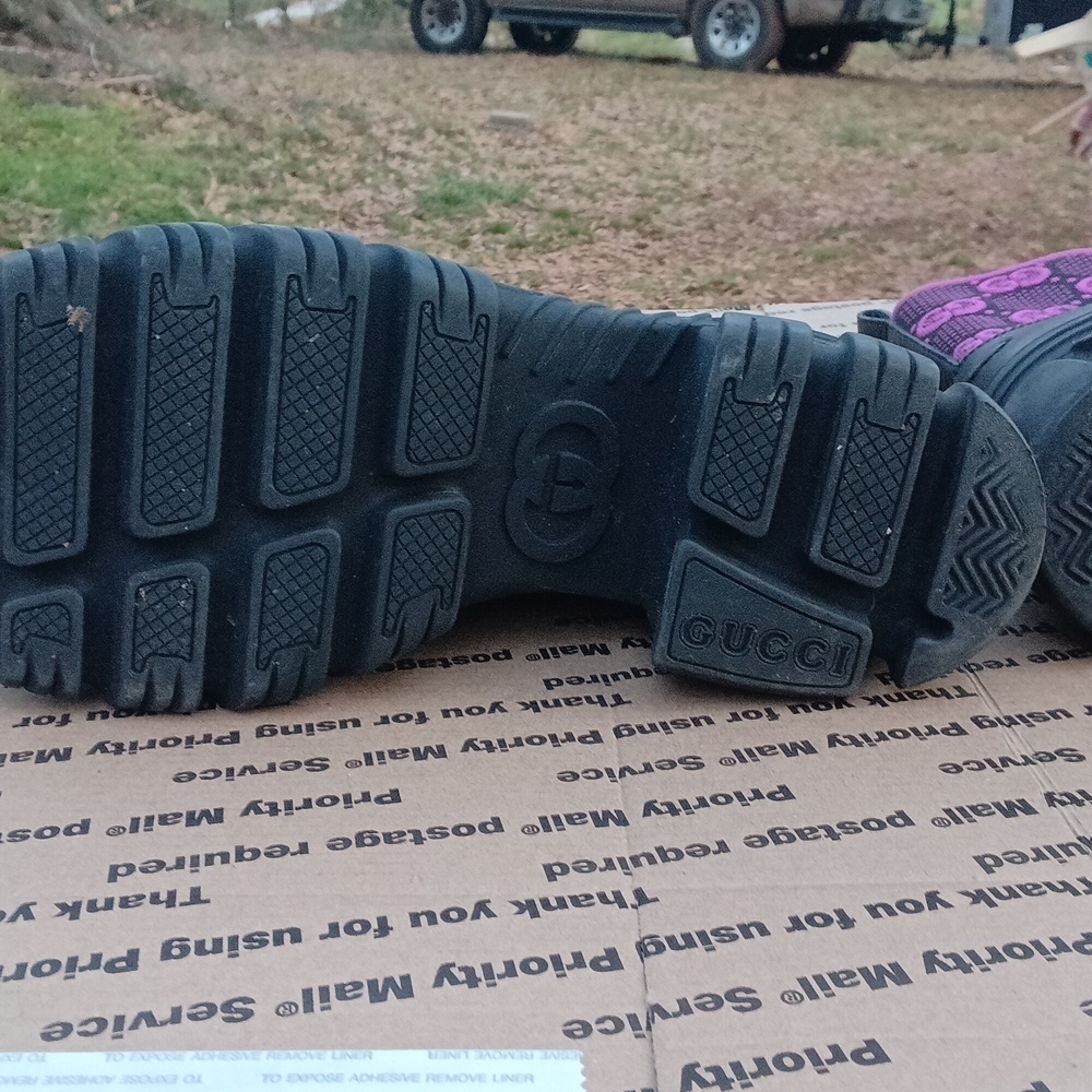 Gucci Black and Purple Ankle Boots - Picture 5 of 8